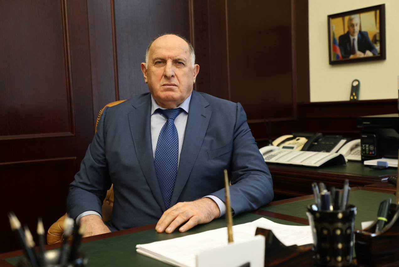 Поздравление Председателя Правительства РД Абдулмуслима Абдулмуслимова с Днем рыбака
