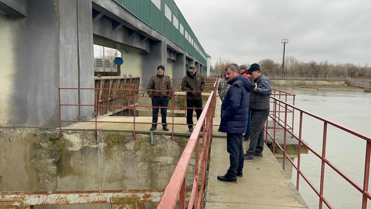 Решен вопрос о подаче воды на Широкольский рыбкомбинат